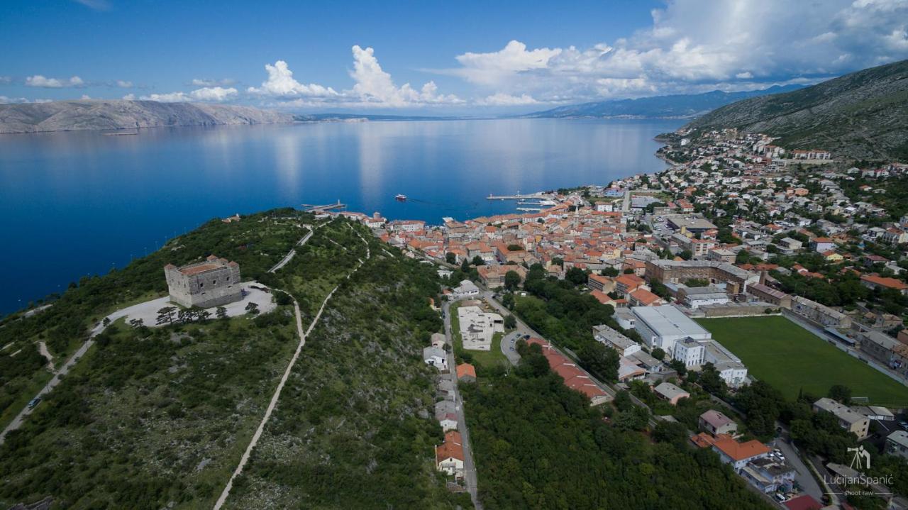 Apartments Lucia Senj 1 Eksteriør bilde
